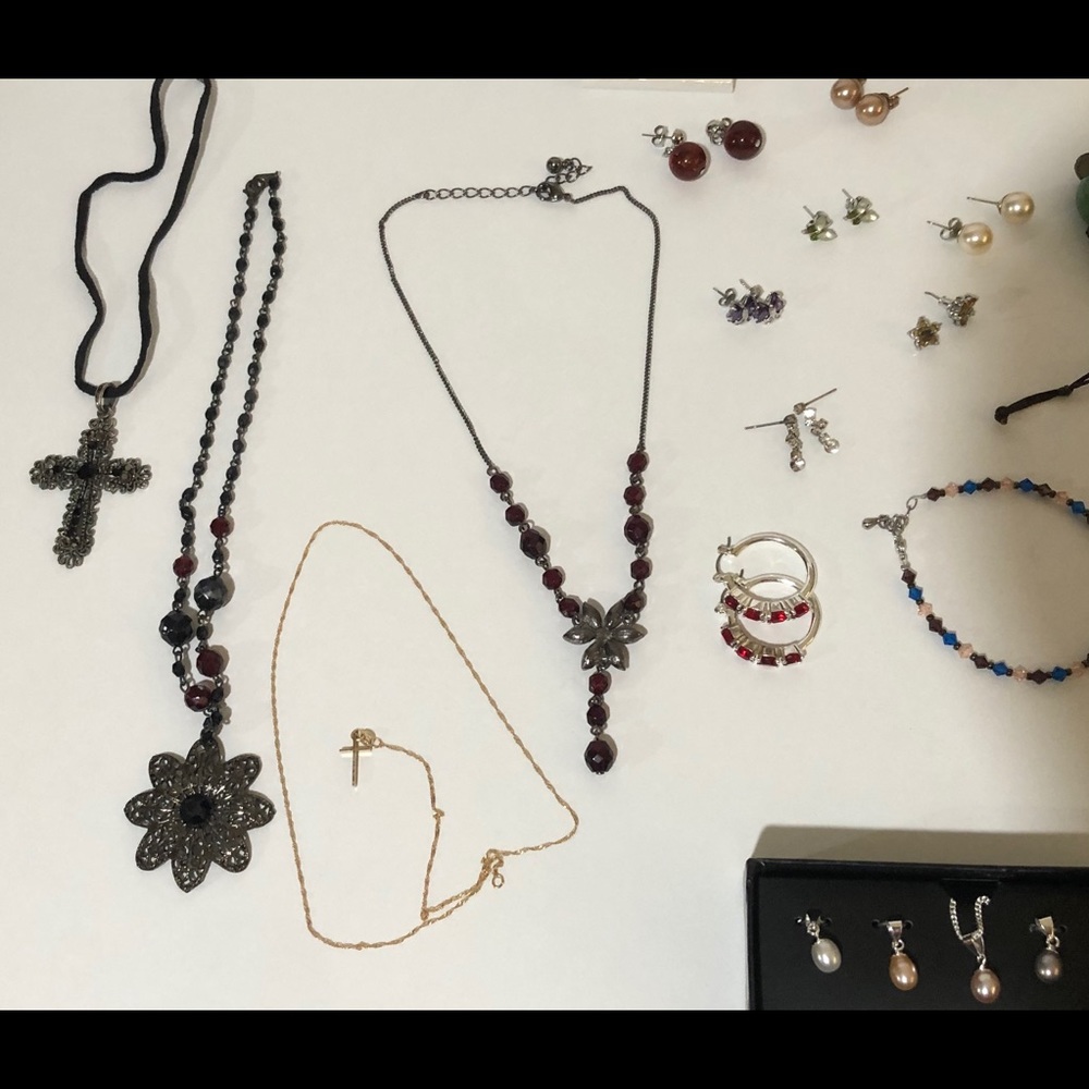 Jewelry Bundle - Picture 7 of 7